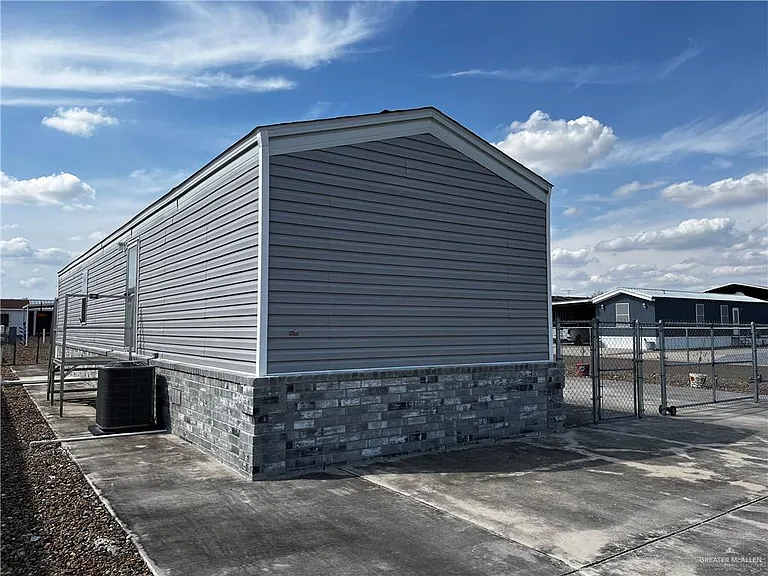 2503 Double Eagle Dr — Photo 3