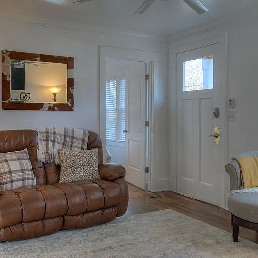 18 Sitka Ave — Photo 5