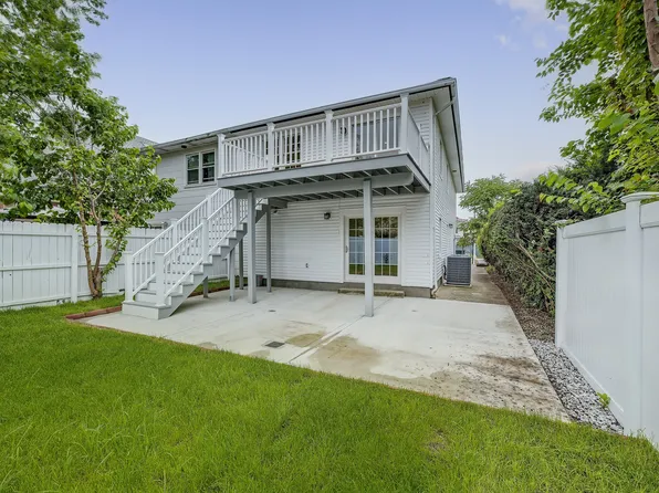 4330 Manhattan Avenue image 30 of 31