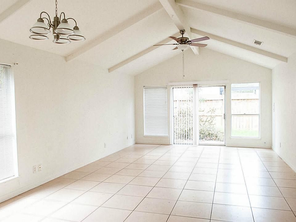 1st image of 11926 Alief Place Dr