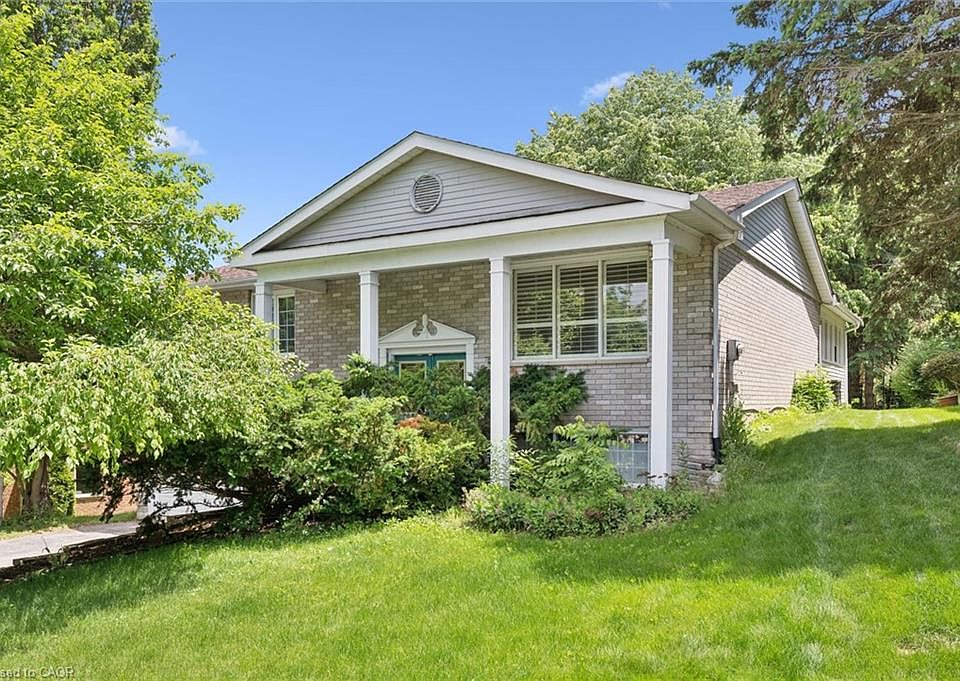 1st image of 176 Sandford Fleming Dr