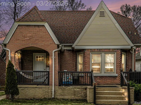 39 Neome Dr, Pontiac, MI 48341