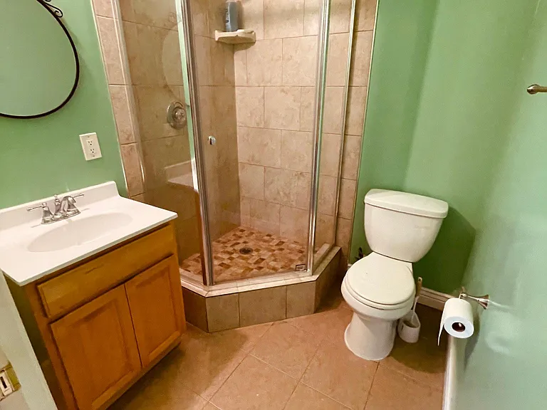 4139 Linwood Dr — Photo 24