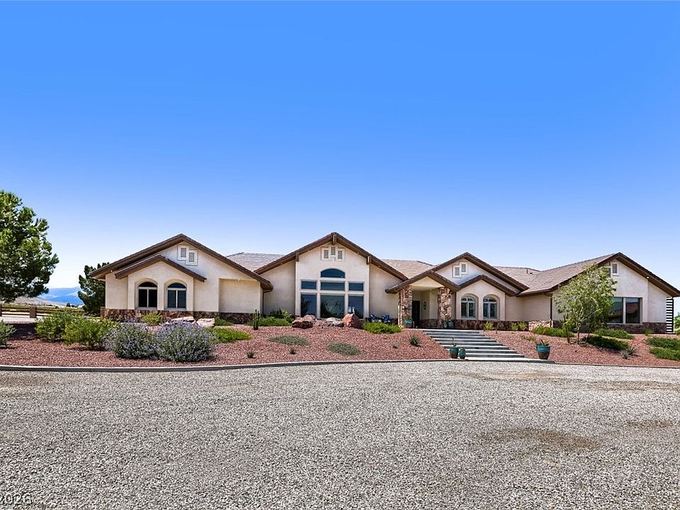1st image of 13490 Racel St