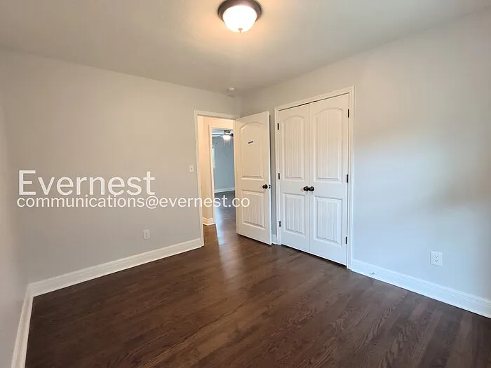 9236 Switzer St — Photo 16