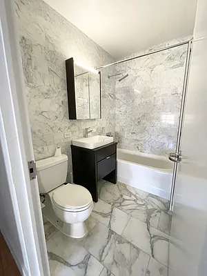 Rented by NY Living Solutions | media 32