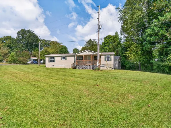 258 Dartmoor Dr, Crossville, TN 38558
