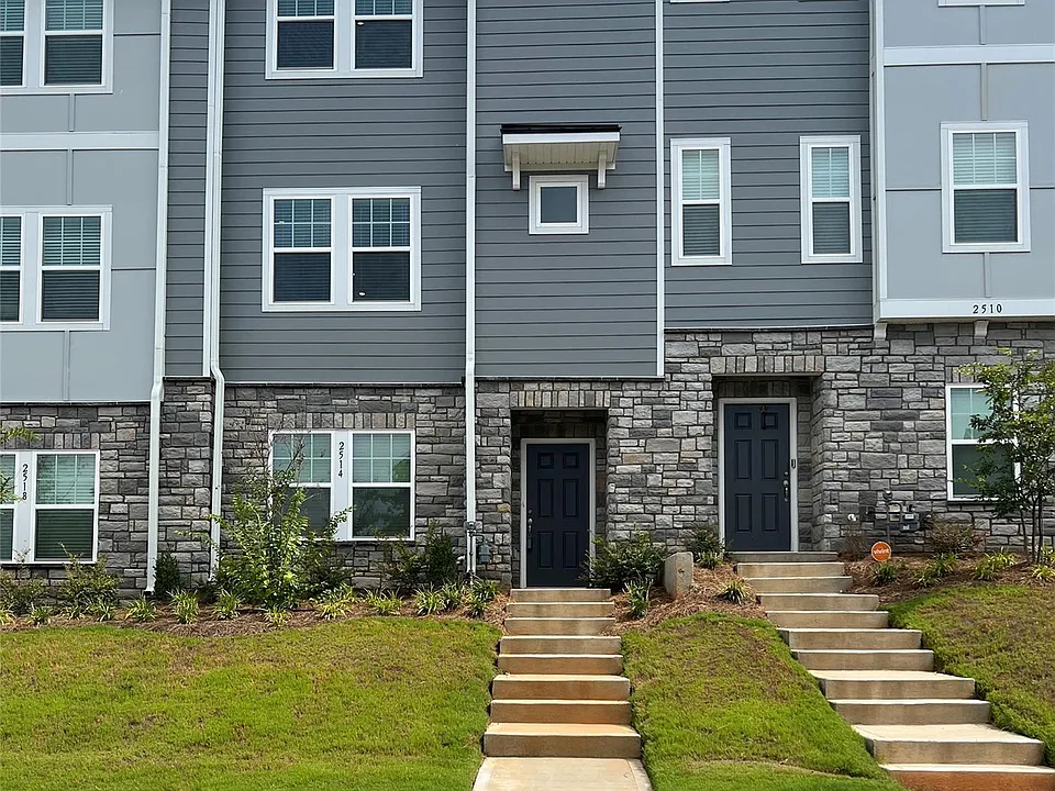 2514 Arbor Loop Dr