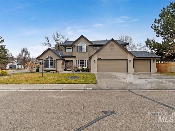 3rd image of 6124 N Tapestry Way