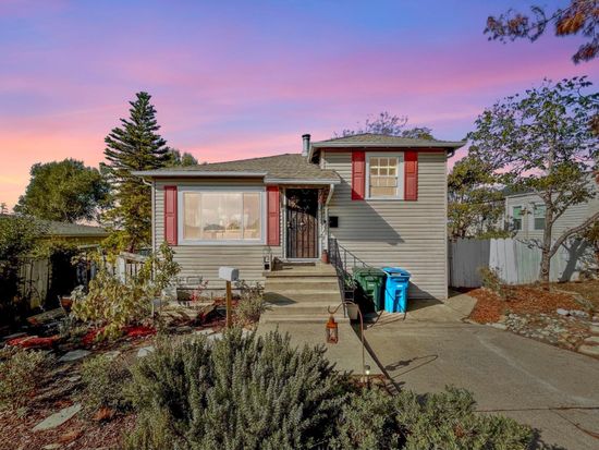 208 La Canyada Dr, Vallejo, CA 94591