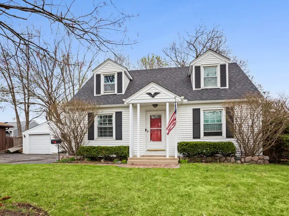 943 Lilac Ln, Highland Park, IL 60035