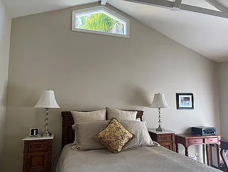 686 Vera Cruz Ave — Photo 2
