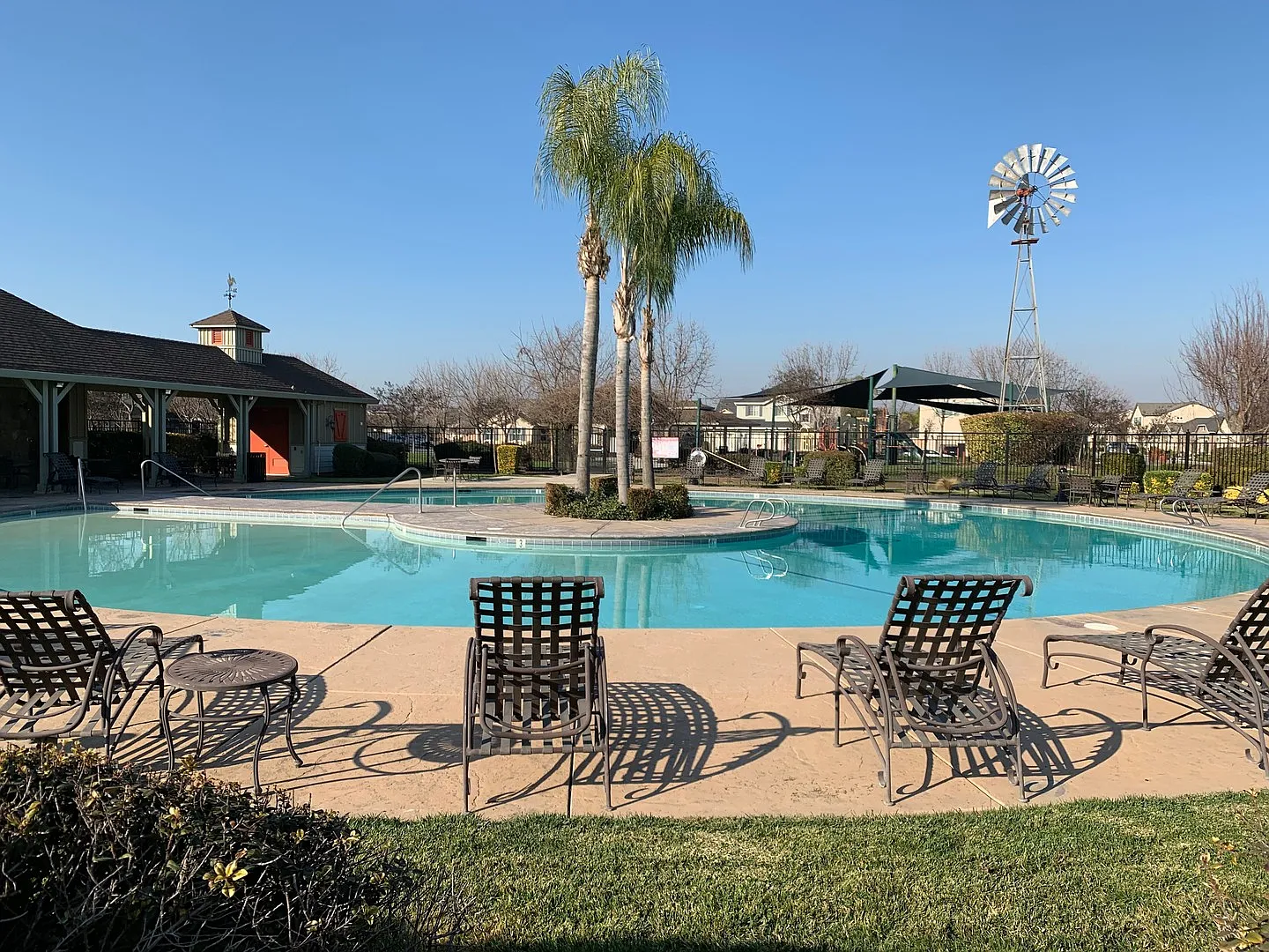 Immaculate like New Home in the gated Windmills at Tule Heights! — Photo 2