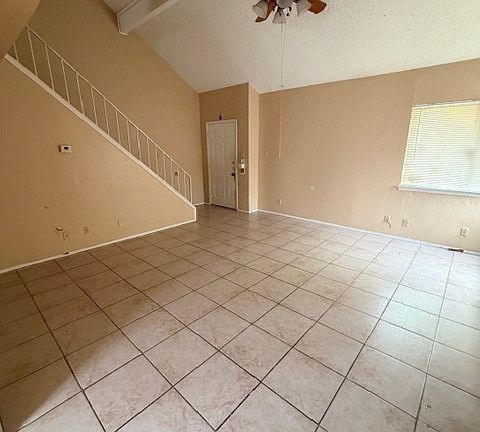 3rd image of 2501 Royal Vista Dr