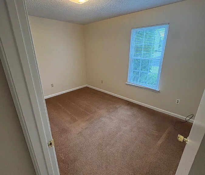 109 Pennie Ln #B — Photo 10