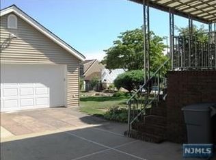 116 Westervelt Pl, Lodi, NJ 07644