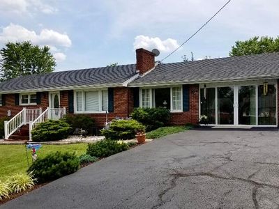175 Blue Ridge Dr, Blue Ridge, VA, 24064