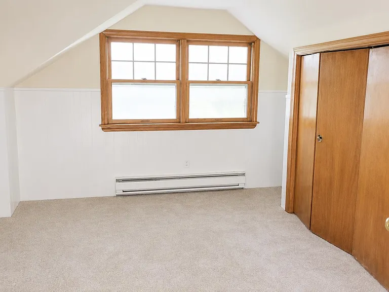 524 Wallis Rd — Photo 22