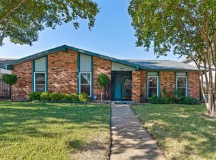 7307 Little Canyon Rd, Dallas, TX 75249