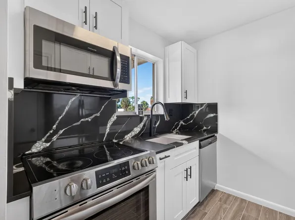 6074 Forest Hill Boulevard #201, West Palm Beach, FL 33415