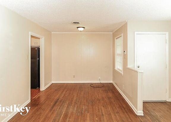 2nd image of 4415 Jamaica Ave