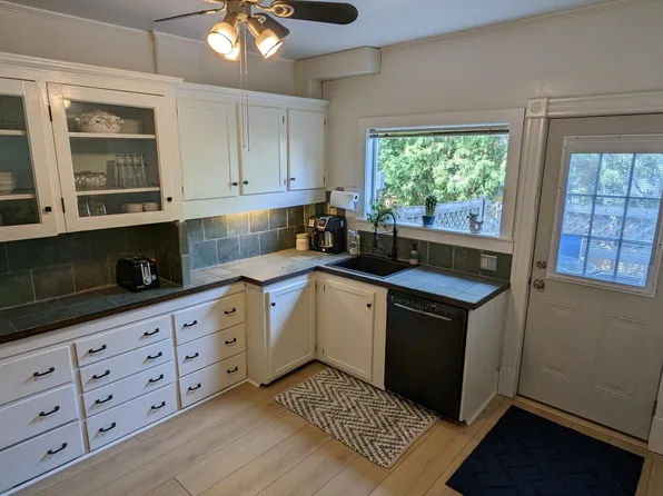 59 Greene St #1, Burlington, VT 05401