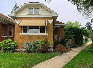7001 26th Pl, Berwyn, IL 60402