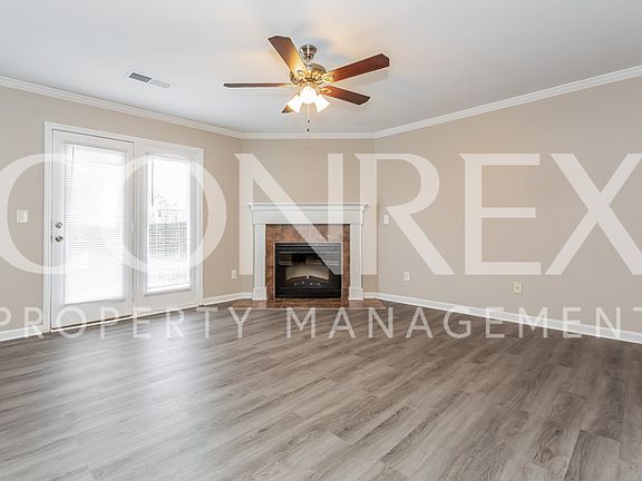 2nd image of 114 Belle Haven Dr