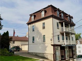95 Winter St, Manville, RI 02838