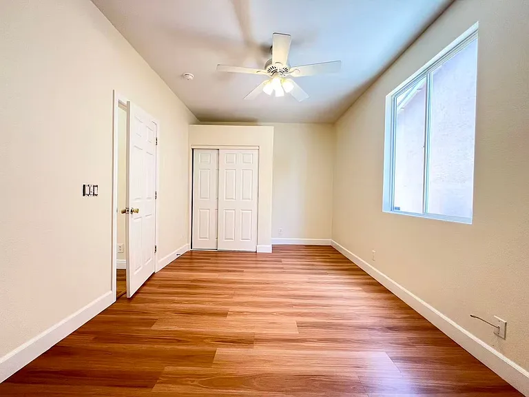 9891 Ridge Hill Ave — Photo 26