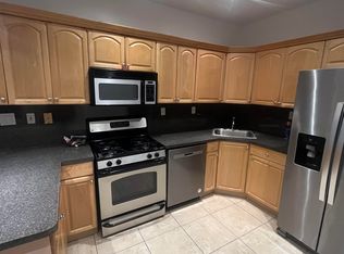 222 Highpoint Ave #3, Weehawken, NJ 07086
