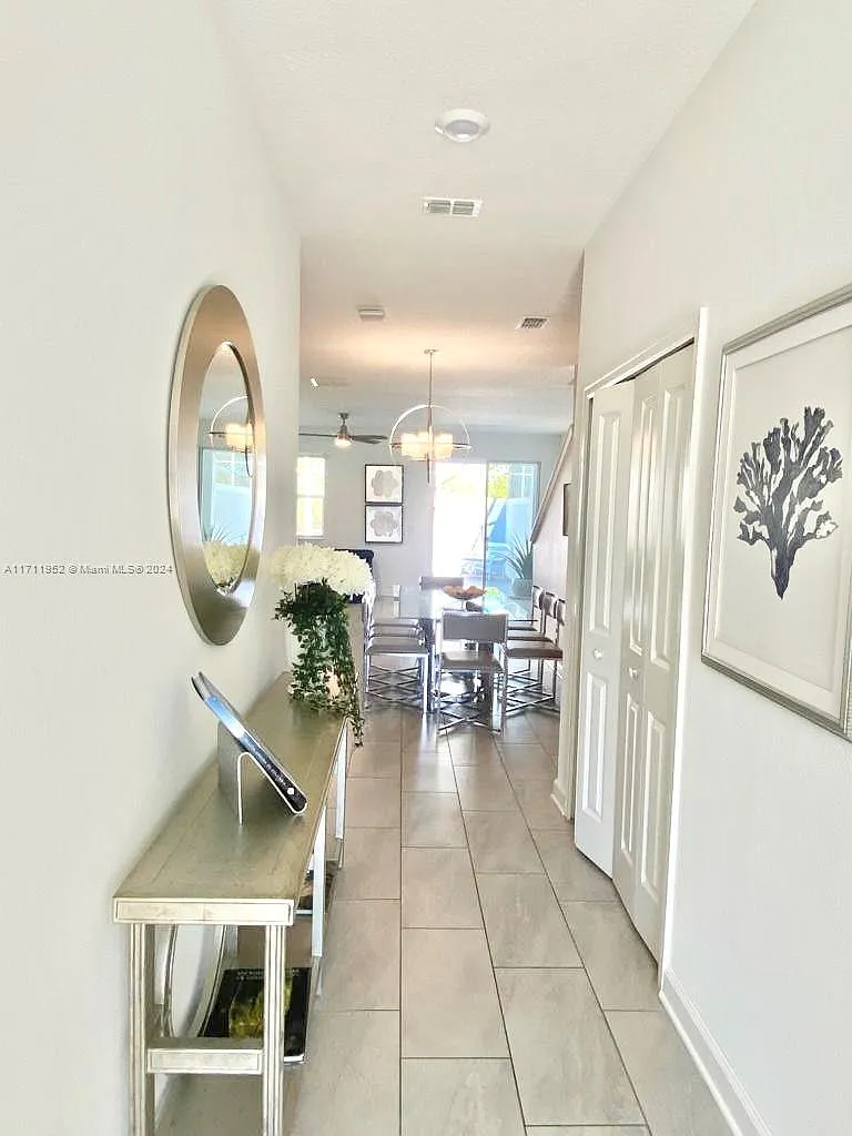 8955 Cabot Cliffs Dr — Photo 4