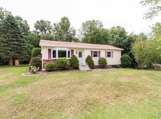 9 Elizabeth Dr, Hopewell Junction, NY 12533
