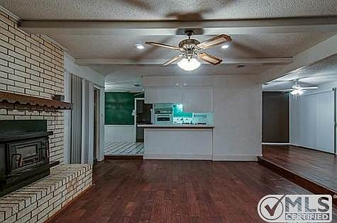5th image of 5517 Valley View Dr W