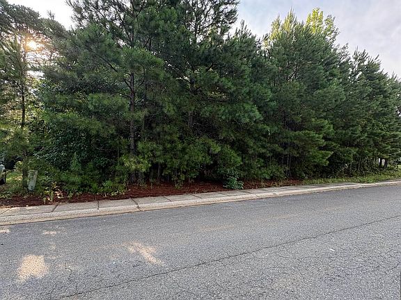 5th image of 3 Somersett Dr