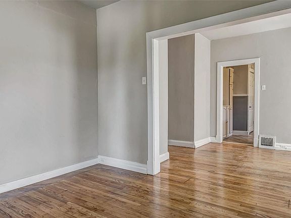 5th image of 7011 Corbitt Ave