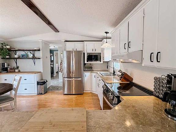 4th image of 844052 E Range Rd #222-108