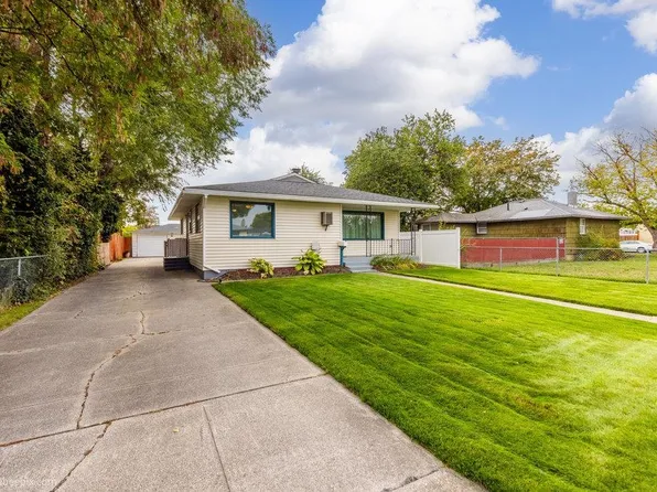1710 E Crown Ave, Spokane, WA 99207