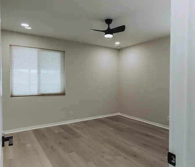 6658 Comstock Ct — Photo 25