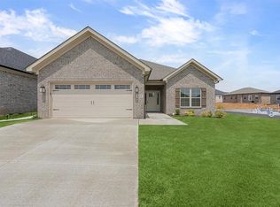 822 Shelldrake Ct, Bowling Green, KY 42101