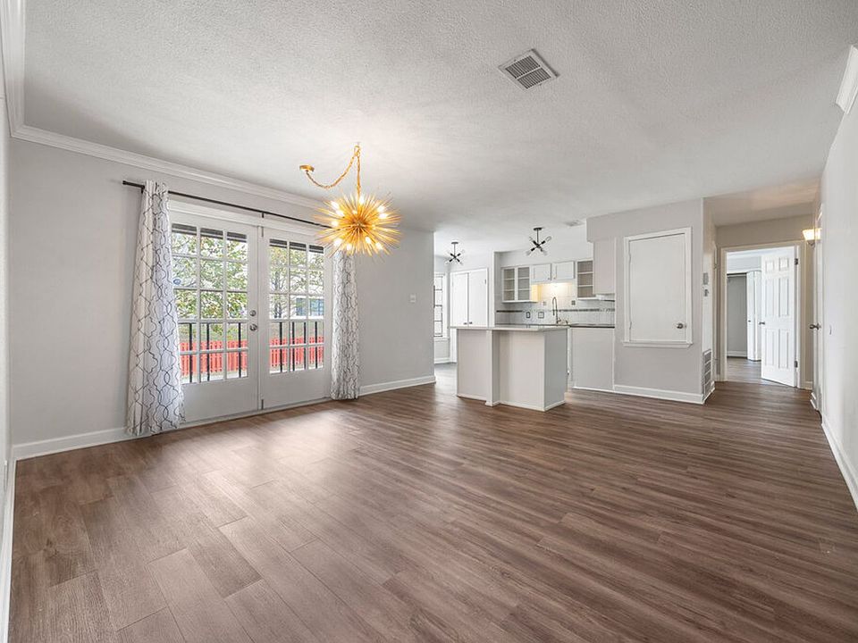1st image of 7711 Callaghan Rd APT 104