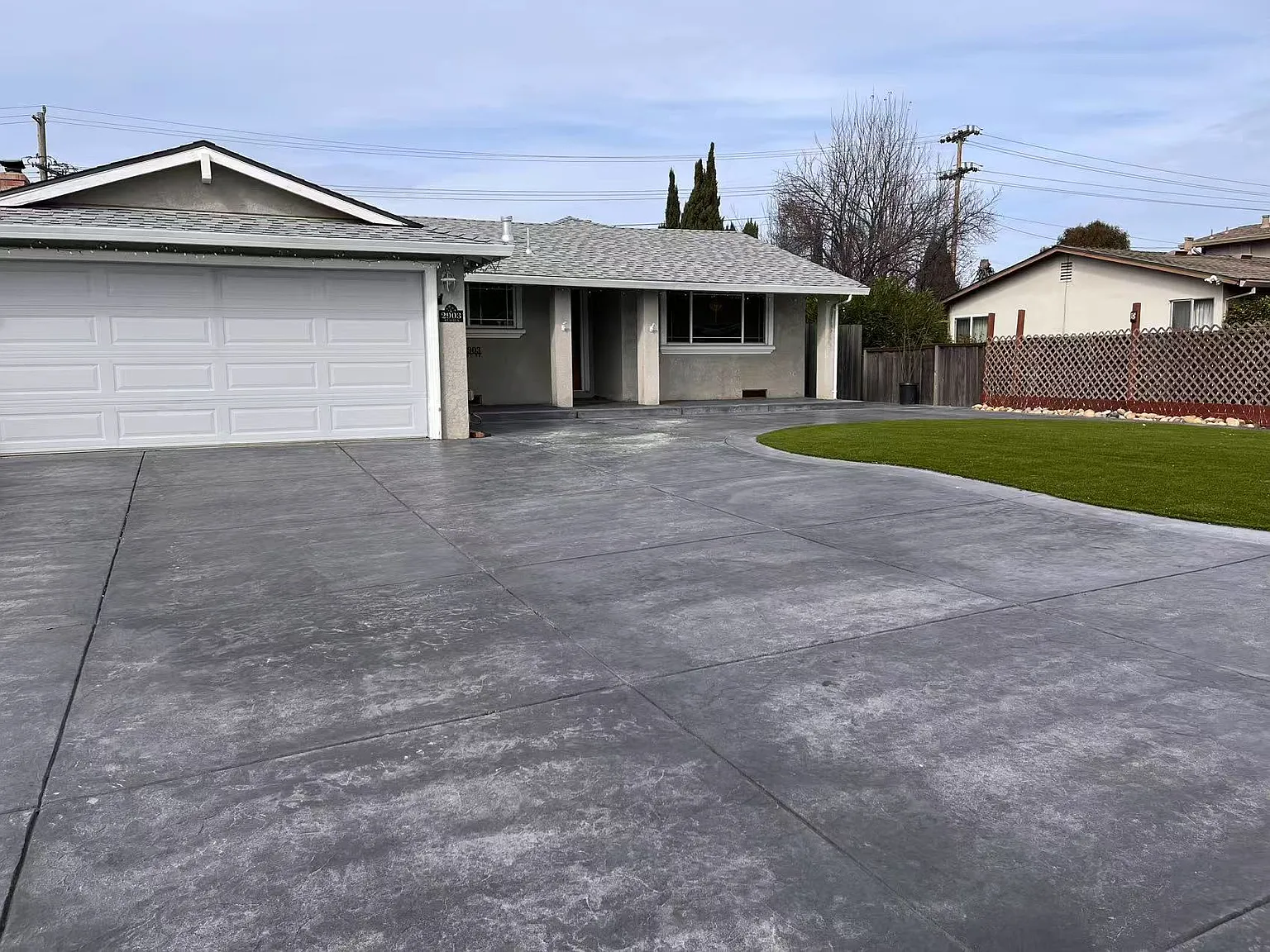 2903 Daisy St — Photo 1