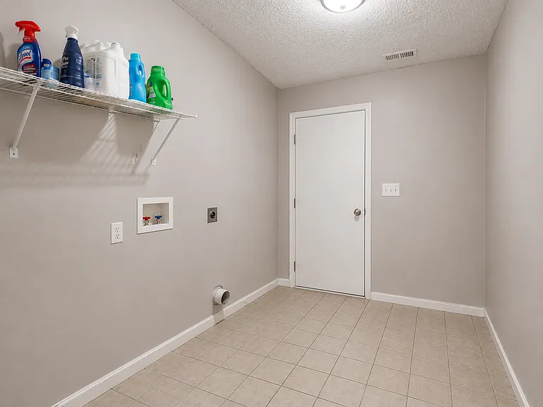 2014 Rolling Meadows Ln — Photo 14