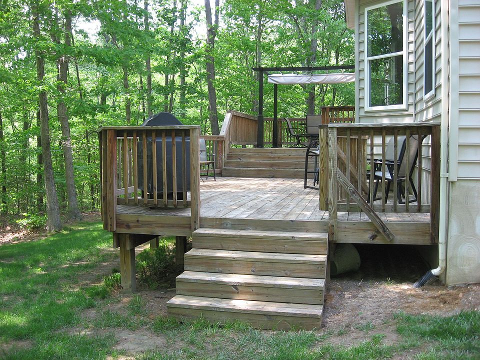2nd image of 2461 Abigail Ct