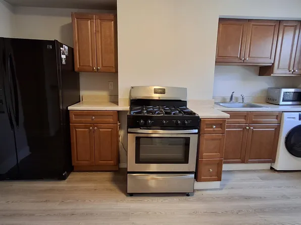 404 Madison Street image 1 of 12