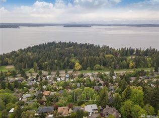 8000 45th Ave SW, Seattle, WA 98136