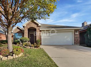 15432 Adlong Dr, Roanoke, TX 76262