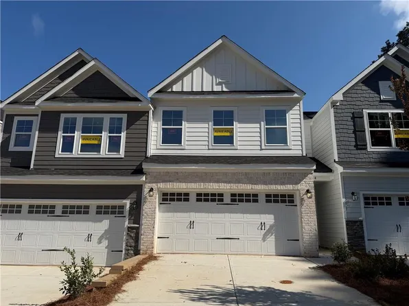 4 Trace Blf, Dawsonville, GA 30534