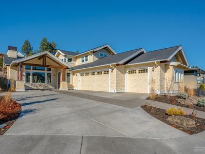 2820 NW Shields Dr, Bend, OR, 97703