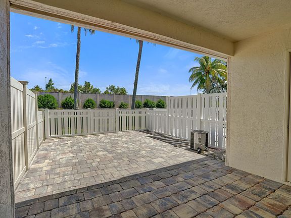 2nd image of 9913 NW 57th Mnr
